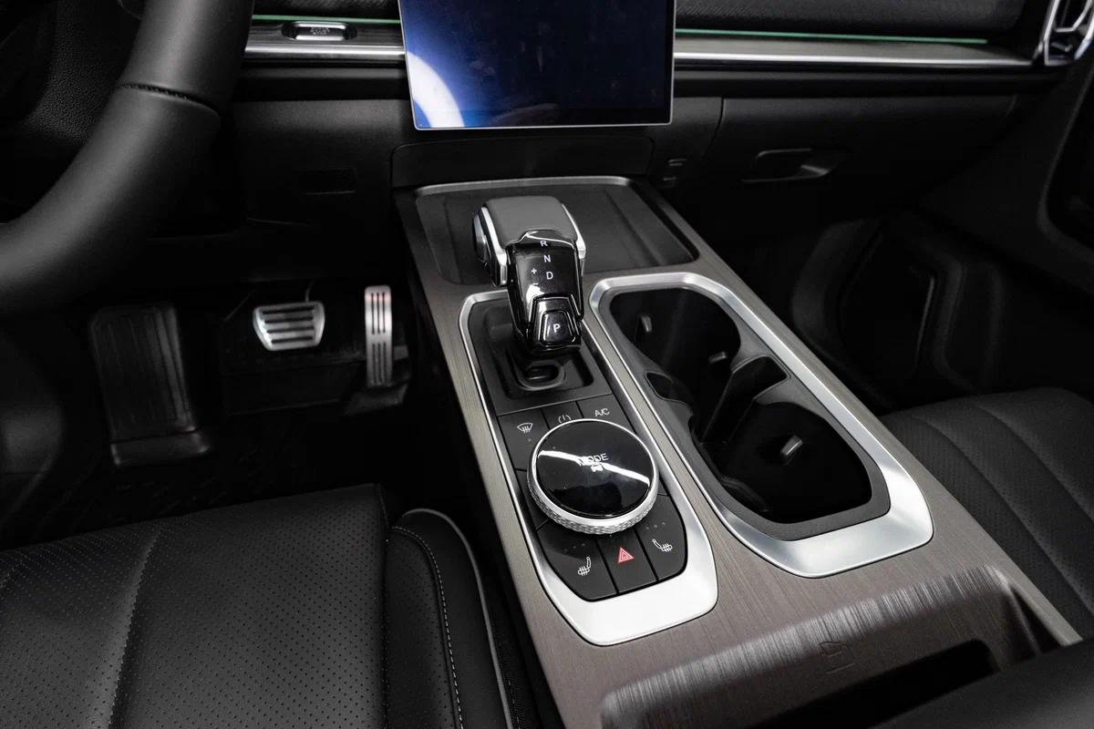 Интерьер салона <br>Jaecoo J7