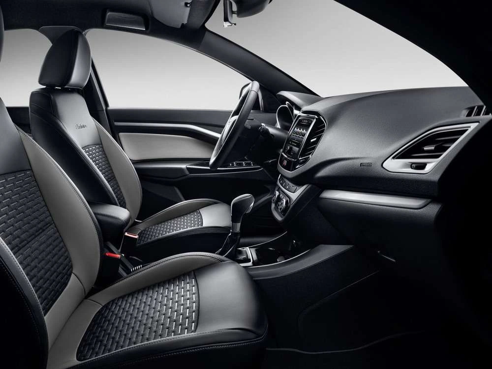 Интерьер салона <br>Lada Vesta Седан