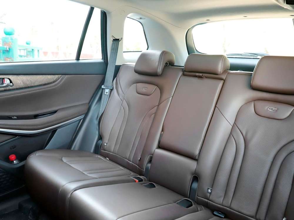 Интерьер салона <br>Changan CS75 FL