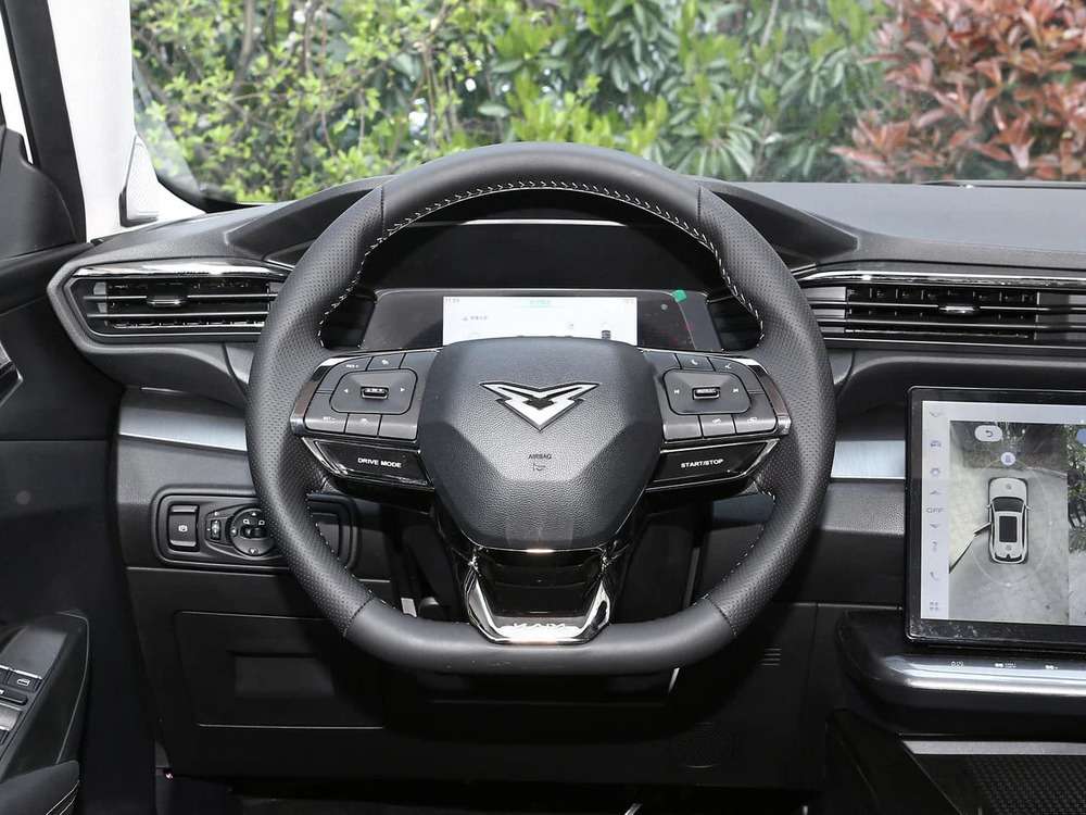 Интерьер салона <br>KAIYI X7 Kunlun