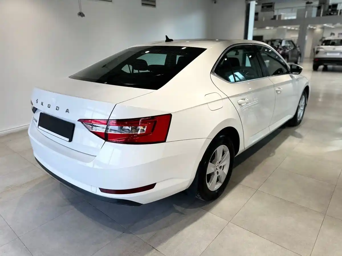 Внешний вид <br>Skoda Superb