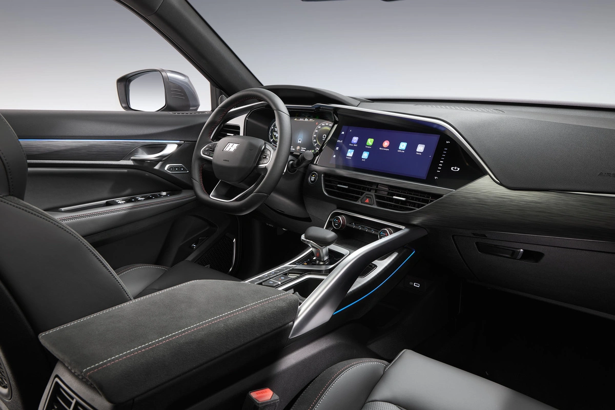 Интерьер салона <br>KNEWSTAR 001