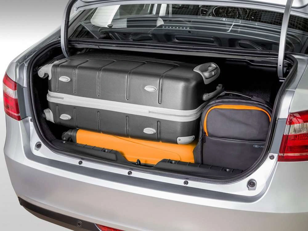 Интерьер салона <br>Lada Vesta CNG