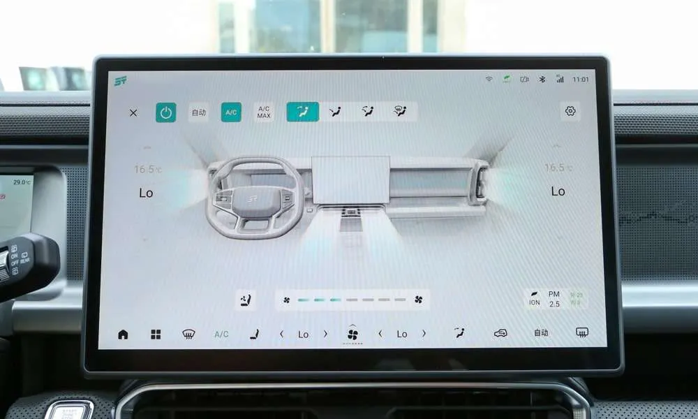 Интерьер салона <br>Jetour T2