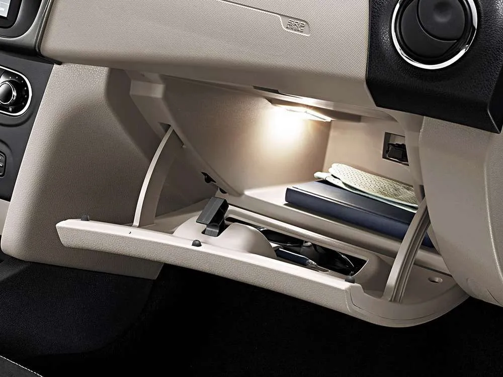 Интерьер салона <br>Renault Logan Stepway