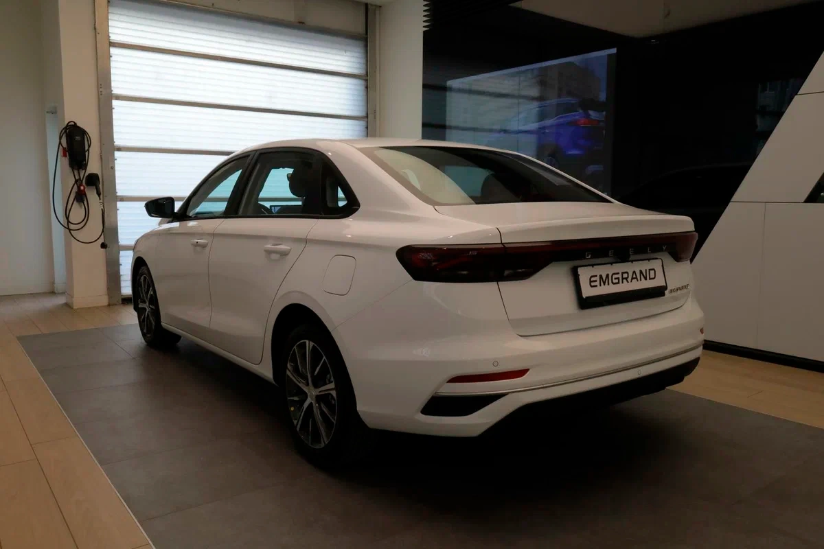 Внешний вид <br>Geely Emgrand