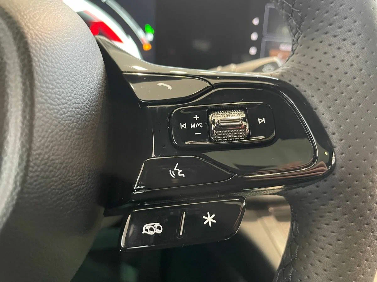 Интерьер салона <br>GAC Empow