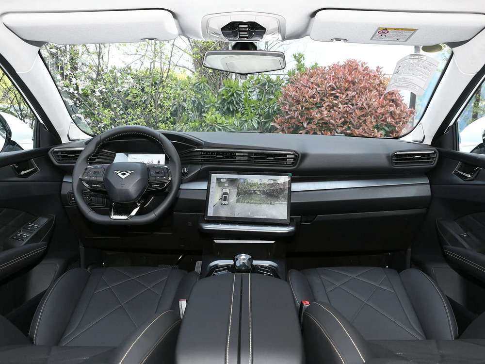 Интерьер салона <br>KAIYI X7 Kunlun