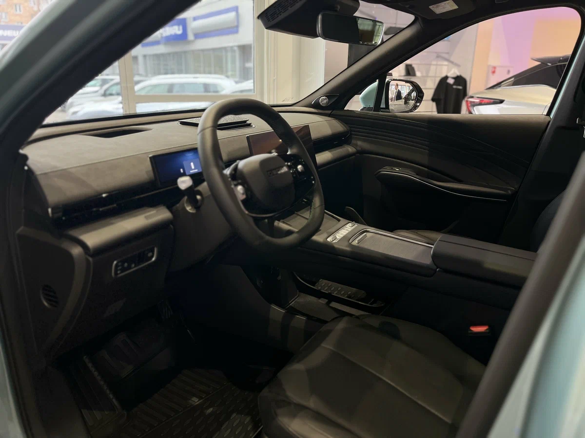 Интерьер салона <br>Omoda C7