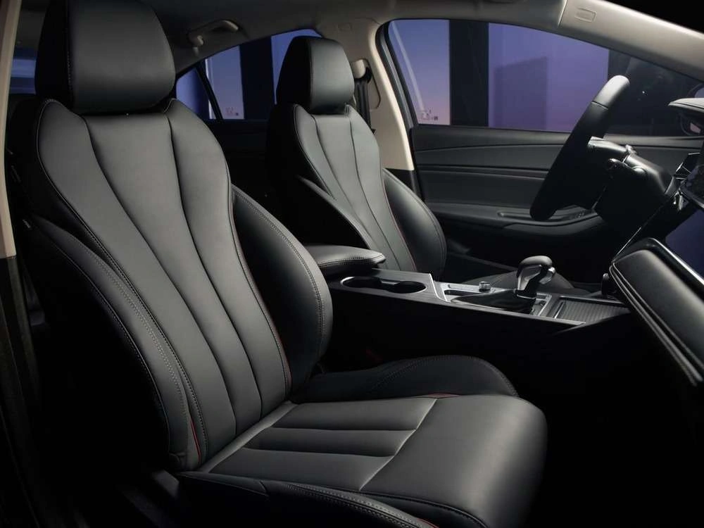 Интерьер салона <br>Omoda S5