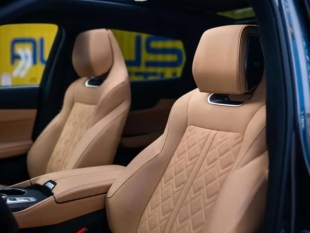 Интерьер салона <br>Changan UNI-K