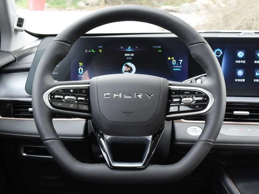 Интерьер салона <br>Omoda C5