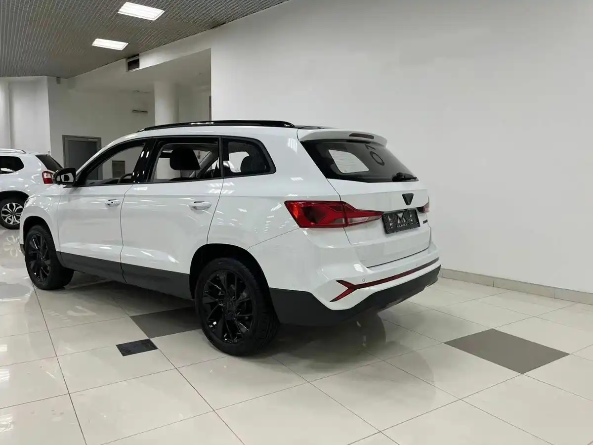 Внешний вид <br>Jetta VS7