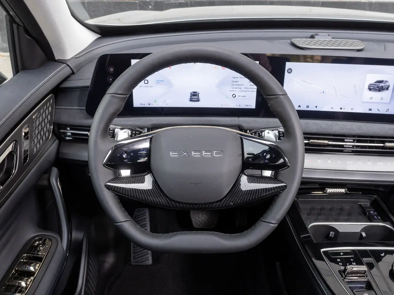 Интерьер салона <br>EXEED LX  NEW