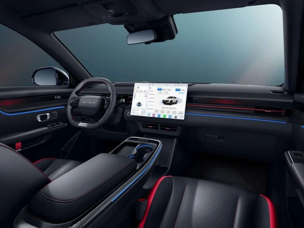Интерьер салона <br>Jetour Dashing