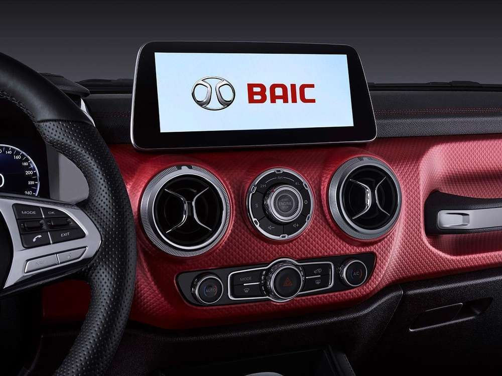 Интерьер салона <br>BAIC BJ40