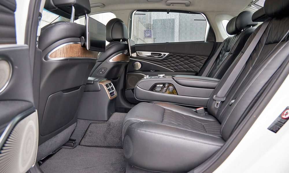 Интерьер салона <br>KIA K9