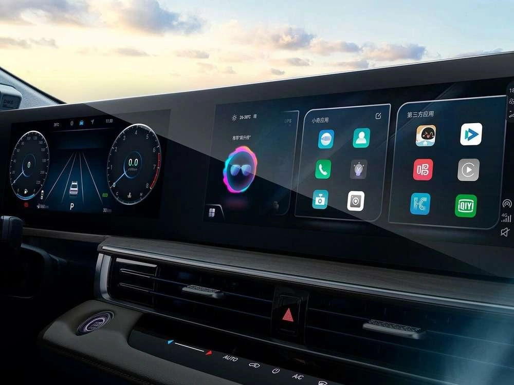 Интерьер салона <br>Chery Arrizo 8